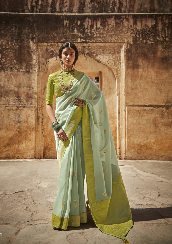 Lava Red & Green Pure Silk Designer Patola Saree – Bahuji - Online Fashion  & Lifestyle Store